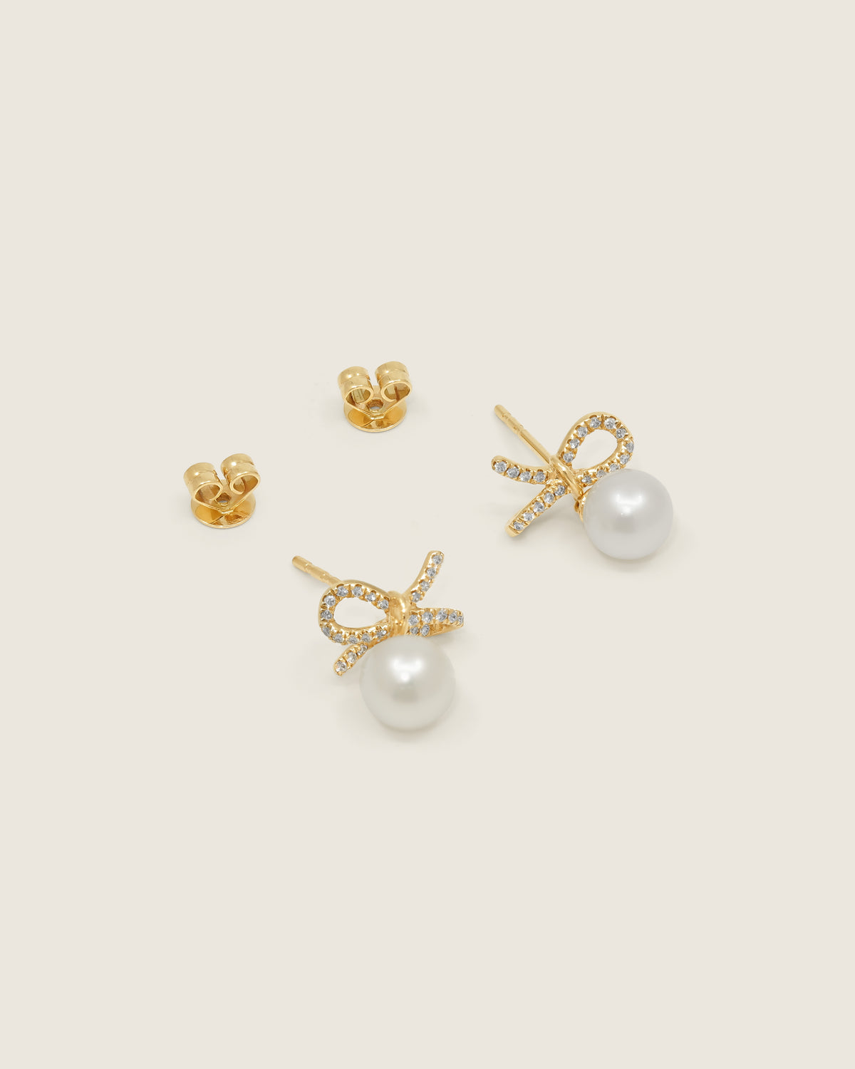 Bow & Pearl Drops