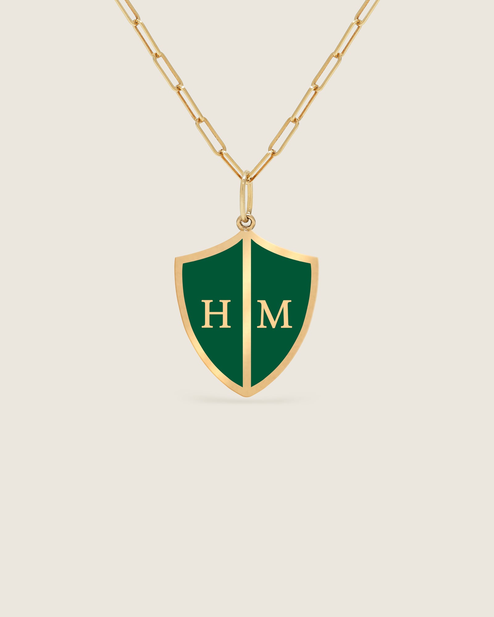 Bespoke Shield Pendant sans Diamonds